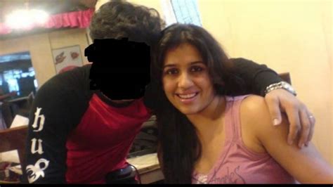 Homemade clips of sexy ladies and leaked selfie videos of desi girls are shared here. Watch solo nude videos of Indian girls. Homemade clips of sexy ladies and leaked selfie videos of desi girls are shared here. ... Desi bhabhi masturbates with Brinjal in a leaked MMS video. 68K 74%. HD 00:44. Lonely desi wife records her boobs pressing MMS ...